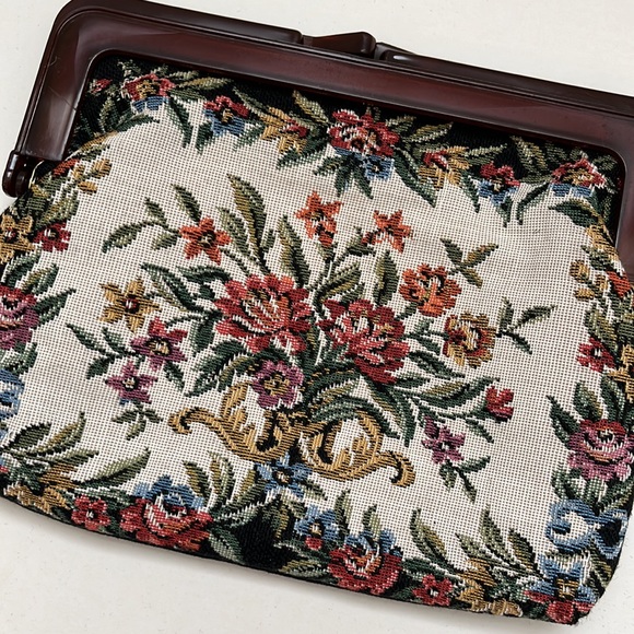 Vintage Tapestry Matching Set Purse Handbag Clutch Coin Purse Glasses Pouch 3pc - Picture 5 of 10